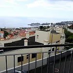 Casa Da Laura 펜션 푼샬